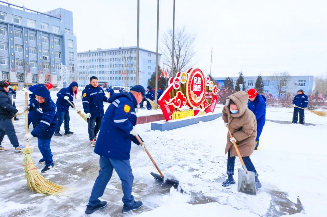 內(nèi)蒙宜化：迎風(fēng)戰(zhàn)雪保安全，勠力同心促生產(chǎn)(圖2)