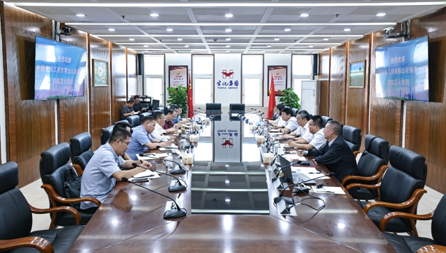 中國天辰董事長焦在月、總經(jīng)理梁軍湘一行到訪宜化集團(tuán)